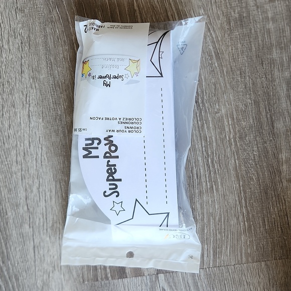 School Supplies Teachers: Color Your Way Crowns Makes 12 Paper Crowns NWT - Picture 2 of 5